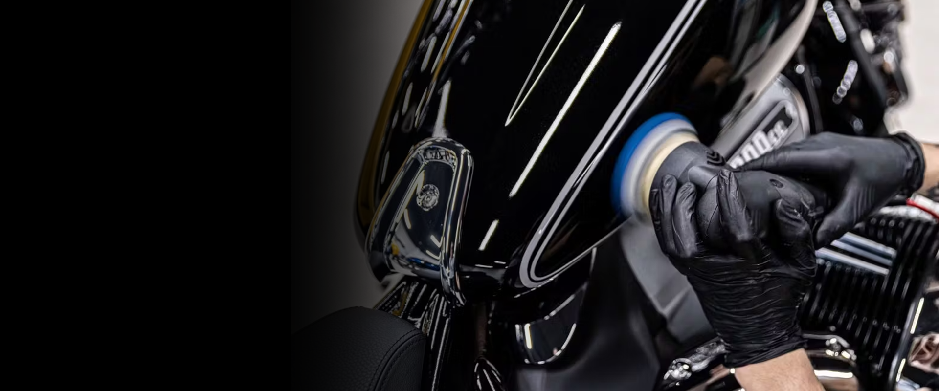 slider image slider_item_F3q9zg